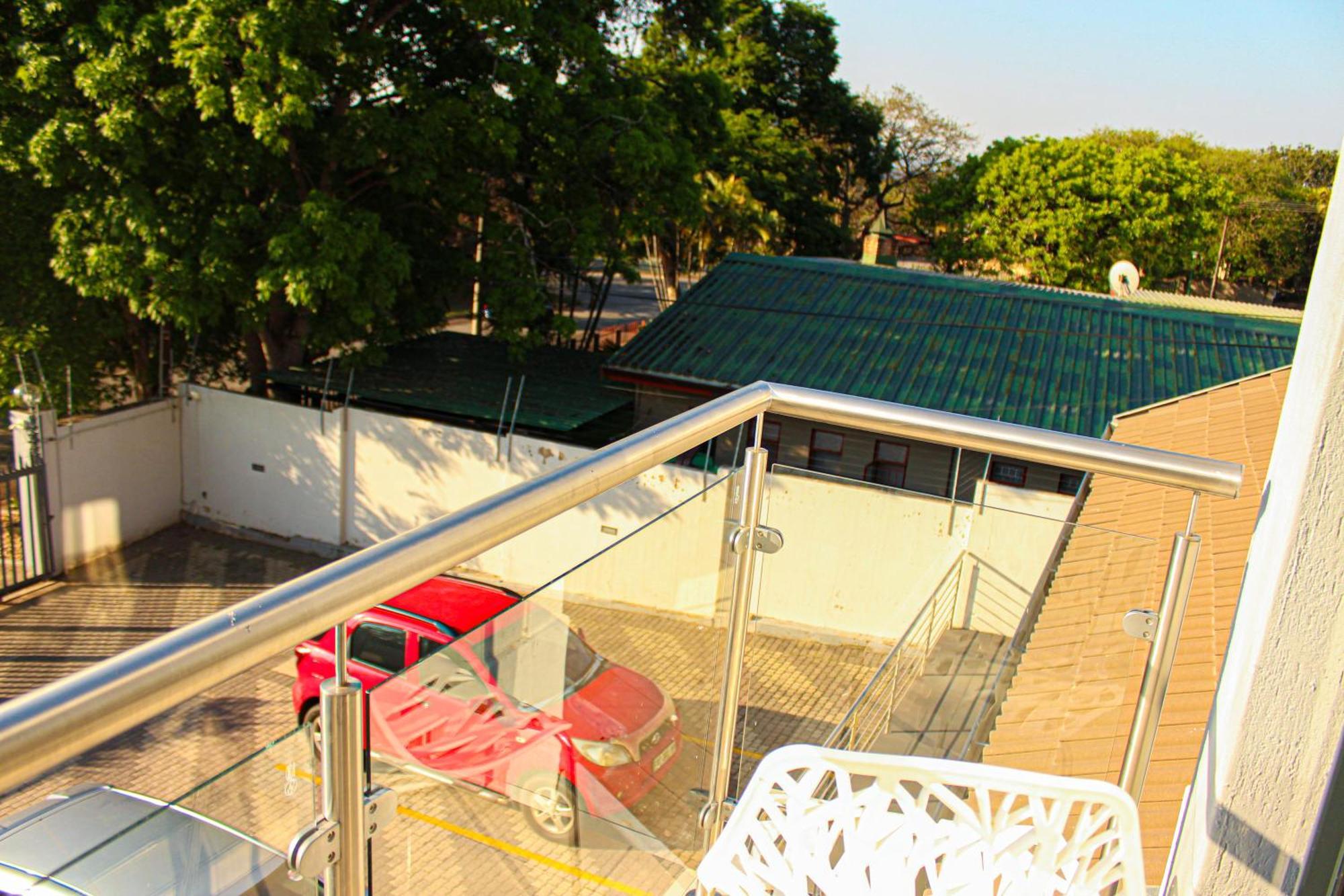 Aqua Stone Guest House Mbombela Exterior photo